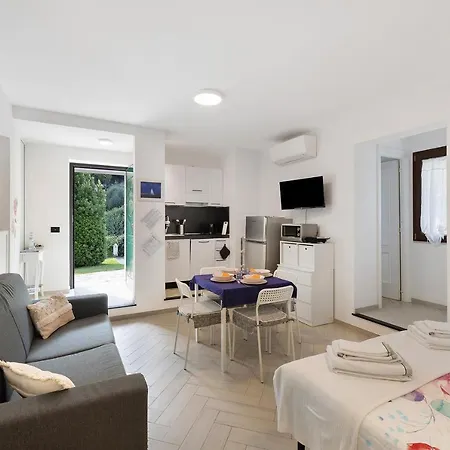 Apartment Splendido Con Giardino *