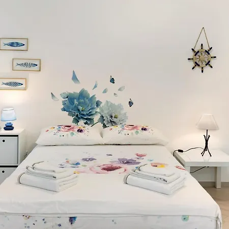 Apartamento Splendido Con Giardino *